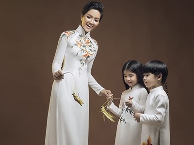 Hoa hậu H’Hen Niê làm đại sứ hình ảnh Lễ hội Áo dài 2019