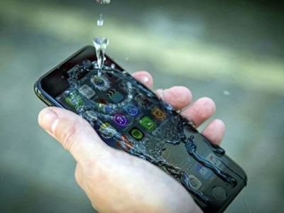iPhone 11 có thể dùng được dưới nước, Samsung lên kế hoạch cho hai điện thoại gập nhiều hơn