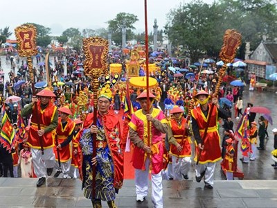 Quảng Ninh: Khai hội đền Cửa Ông năm 2019