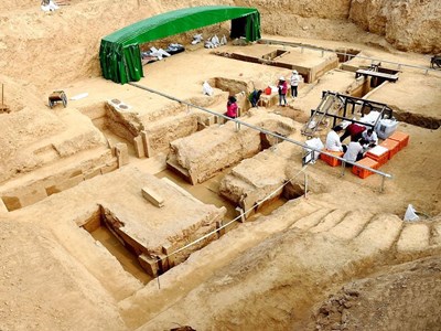 Phát hiện những bình đồng 2.000 năm tuổi chứa “thuốc trường sinh”