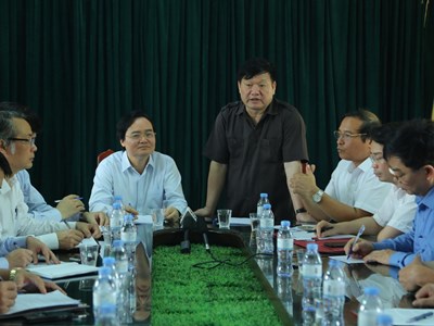 Vụ nữ sinh bị đánh hội đồng: Cách chức Ban Giám hiệu, chi ủy trường