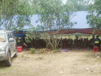 Đánh úp xới bạc, bắt hơn 130 đối tượng và hàng chục ô tô tiền tỉ