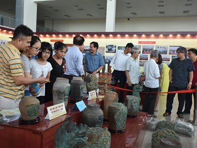 Khai mạc Triển lãm “Thanh Hóa xưa và nay”