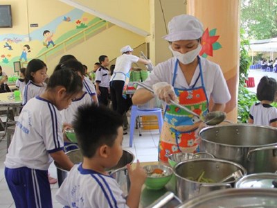 Hiệu trưởng phải chịu trách nhiệm về ATTP