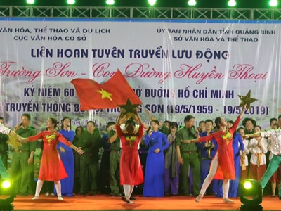 Liên hoan tuyên truyền lưu động “Trường Sơn – Con đường huyền thoại”