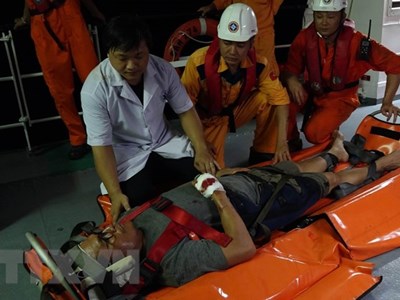 Đà Nẵng: Cấp cứu thuyền viên tàu nước ngoài bị nạn trên biển