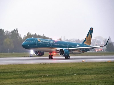 Hàng trăm hành khách vạ vật tại Paris vì máy bay của Vietnam Airlines gặp sự cố kỹ thuật