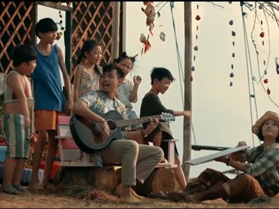 “ Anh thầy ngôi sao” ra mắt trailer chính thức
