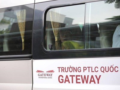 Siết quản lý xe hợp đồng sau vụ học sinh trường Gateway tử vong