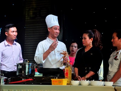 Thưởng thức 5 món ngon từ sâm Bố Chính