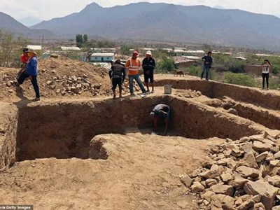 Phát hiện ngôi đền đá khối cực hiếm 3.000 năm tuổi tại Peru