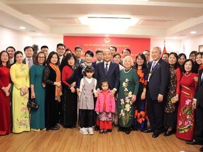 Phát huy truyền thống tốt đẹp ông cha ta đã gây dựng trên mảnh đất Hàn Quốc