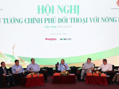 “Nông dân của chúng ta phải cứu mình trước…”