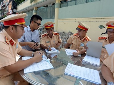 Thí điểm nộp phạt vi phạm giao thông qua mạng từ 12.3