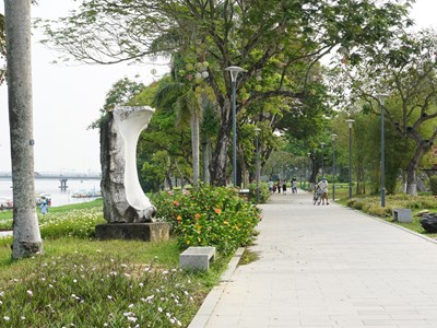 Tập trung “làm đẹp” cho sông Hương