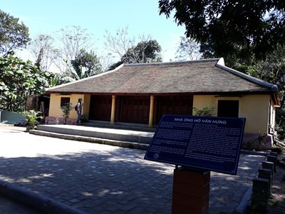 “Hồi sinh” nhà rường ở làng cổ Phước Tích