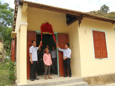 Quảng Bình: Khánh thành công trình sửa chữa 87 nhà ở cho các hộ nghèo đồng bào Rục