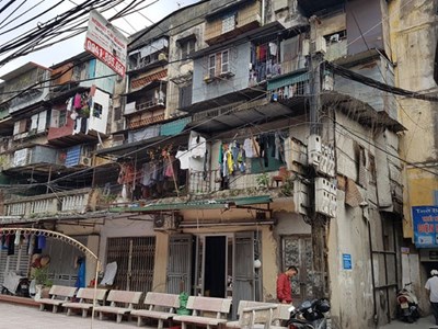 Cải tạo, xây dựng lại chung cư cũ ở Hà Nội: Bài toán khó về lợi ích