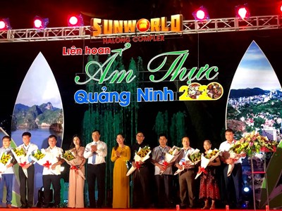 Liên hoan ẩm thực Quảng Ninh 2020 thu hút hàng chục nghìn người tham gia