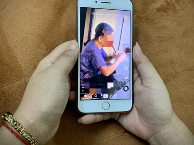 Những thói quen tai hại cần bỏ khi sử dụng điện thoại