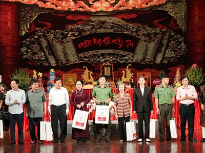 Nghệ sĩ dâng hương Giỗ tổ nghề sân khấu