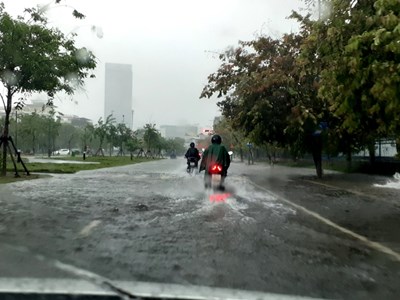 Mưa rất lớn tại Thừa Thiên Huế, yêu cầu 2 thủy điện điều tiết nước