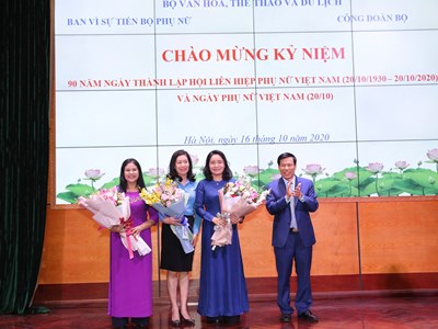 Bộ trưởng Nguyễn Ngọc Thiện:  Bộ VHTTDL rất quan tâm tới việc đào tạo, bồi dưỡng, bổ nhiệm cán bộ nữ