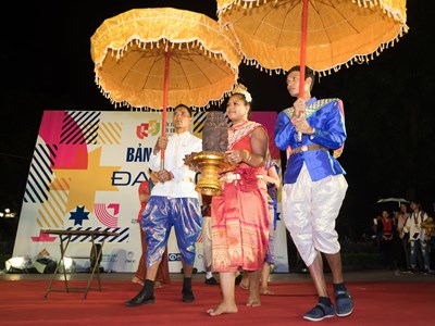 Du hành để sáng tạo và thấu hiểu