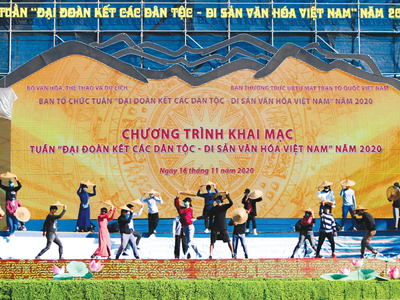 Khai mạc Tuần Đại đoàn kết các dân tộc - Di sản văn hóa Việt Nam: Những thanh âm mang dáng hình đất nước
