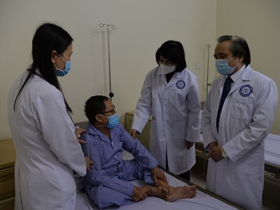 “Cha đẻ” của kỹ thuật nội soi “Dr Luong” nhận danh hiệu Anh hùng Lao động thời kỳ đổi mới