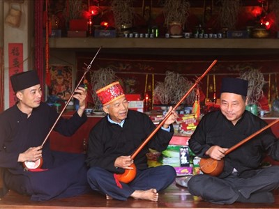 Xuân về say điệu hát Then