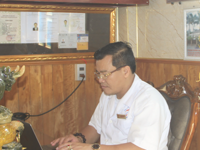 Lương y Nguyễn Tần với “tác động nắn chỉnh cột sống”