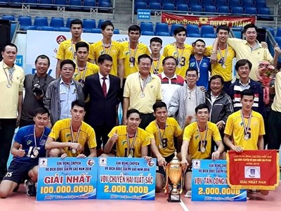 Bóng chuyền TP.HCM tiếp tục đẩy mạnh phát triển phong trào lẫn thành tích cao