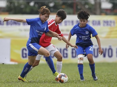 Toàn thắng 4 trận, Than KSVN vô địch lượt đi Giải bóng đá nữ U19 Quốc gia 2021