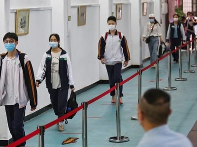 Mỹ dự định nới lỏng hạn chế đi lại đối với sinh viên quốc tế