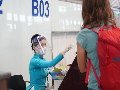 Vietnam Airlines thử nghiệm ứng dụng hộ chiếu sức khỏe điện tử