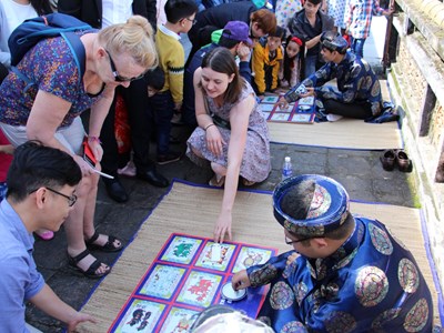 Trải nghiệm Tết cung đình tại Hoàng cung Huế