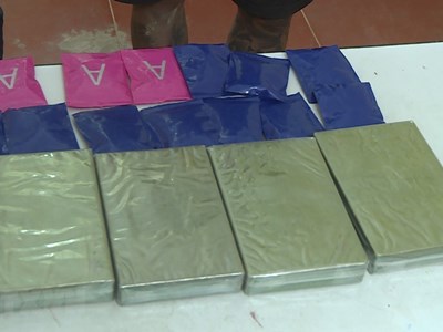 Công an Lai Châu bắt giữ 2 đối tượng góp vốn 'kinh doanh' heroin