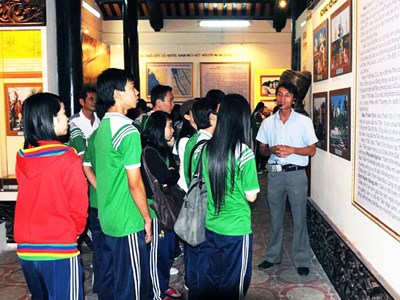 Giáo dục lịch sử qua bảo tàng