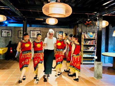 Việt Nam được chọn là 1 trong 10 quốc gia thân thiện nhất thế giới năm 2021