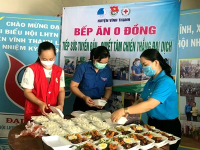 Lan tỏa yêu thương từ những bếp ăn “thiện nguyện”