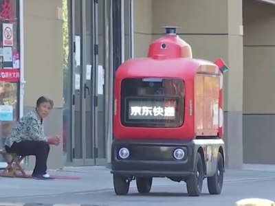 Robot giao hàng ngày càng phổ biến tại Trung Quốc