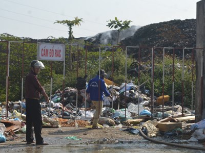 Bãi rác Cẩm Hà quá tải, Hội An đề nghị đóng cửa