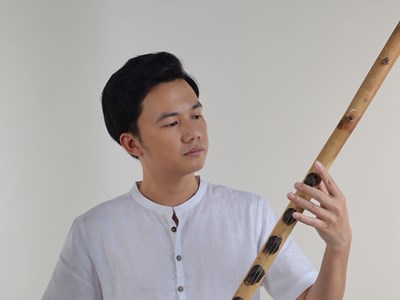 "Tiếng chuông ngân trong gió" tưởng niệm nạn nhân Covid-19