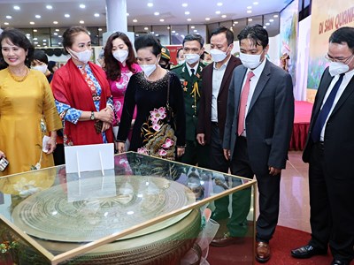 Sôi nổi kỷ niệm Ngày Di sản văn hóa Việt Nam