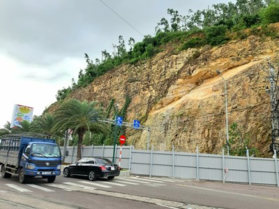 Bình Định khẩn trương đánh giá địa chất những điểm sạt lở, ngập lụt