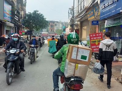 Cấm xe máy trong nội đô Hà Nội: Ủng hộ, nhưng cần thực tế