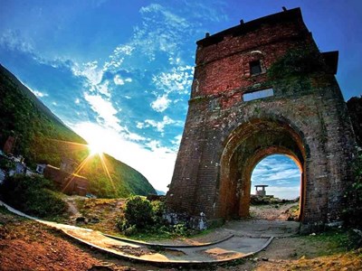Thừa Thiên Huế và Đà Nẵng “bắt tay” trùng tu di tích Hải Vân Quan
