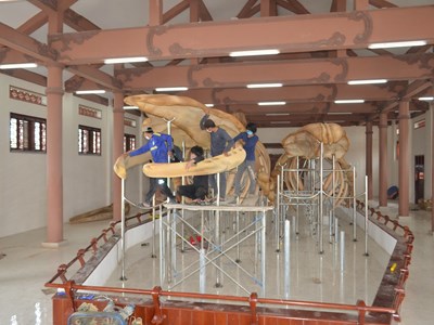 Phục dựng thành công 2 bộ xương cá voi hơn 300 tuổi