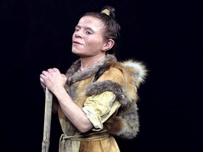 "Tái sinh" gương mặt của người phụ nữ từ mộ cổ 4.000 năm tuổi